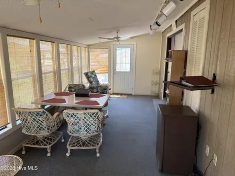 609 Outrigger Court Hampstead NC 28443