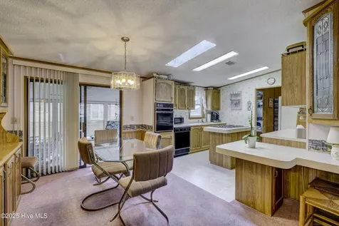 609 Outrigger Court Hampstead NC 28443