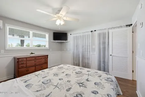 109 Cedar Lane Cedar Point NC 28584
