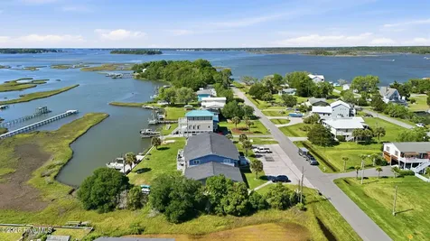 109 Cedar Lane Cedar Point NC 28584