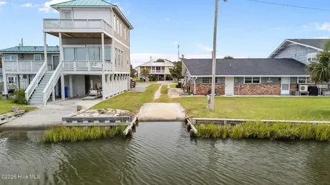 109 Cedar Lane Cedar Point NC 28584