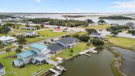 109 Cedar Lane Cedar Point NC 28584