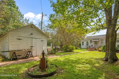4961 Kelly Road Bath NC 27808