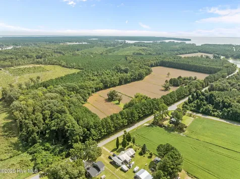 4961 Kelly Road Bath NC 27808