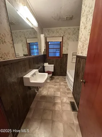 928 Village Road Leland NC 28451