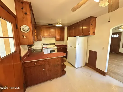 928 Village Road Leland NC 28451