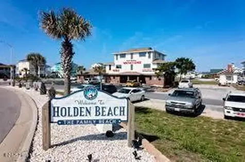 3083 Cape Point Lane SW Supply NC 28462