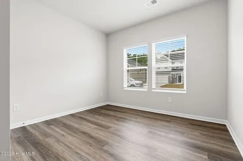 3083 Cape Point Lane SW Supply NC 28462