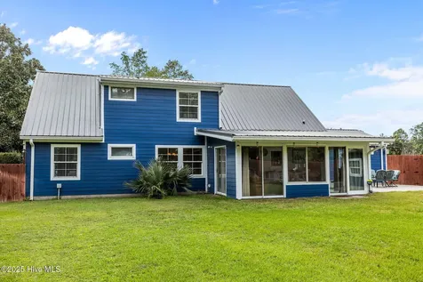 218 Old Ironsides Road Newport NC 28570