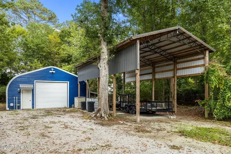 218 Old Ironsides Road Newport NC 28570