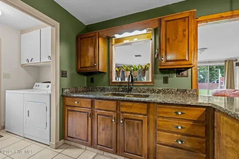 218 Old Ironsides Road Newport NC 28570