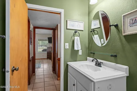 218 Old Ironsides Road Newport NC 28570