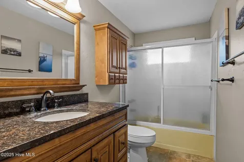 218 Old Ironsides Road Newport NC 28570