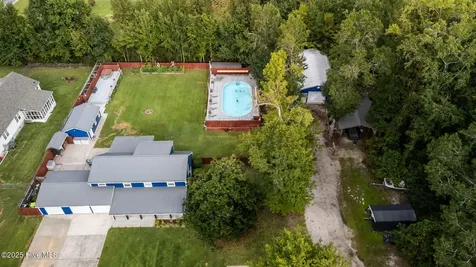 218 Old Ironsides Road Newport NC 28570