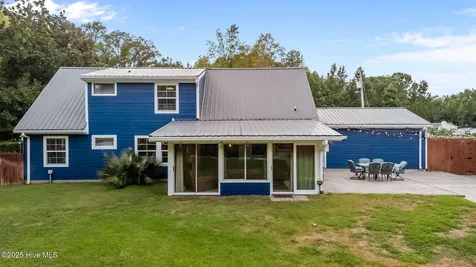 218 Old Ironsides Road Newport NC 28570