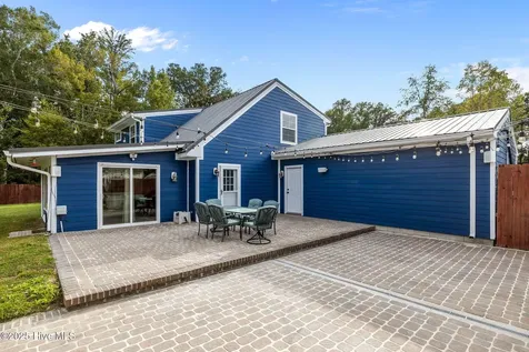 218 Old Ironsides Road Newport NC 28570
