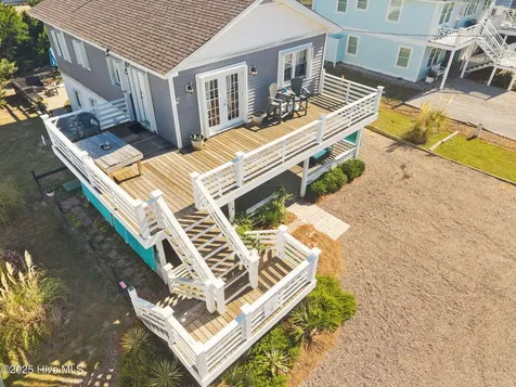 409 Bridgers Avenue Topsail Beach NC 28445