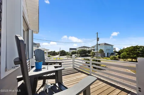409 Bridgers Avenue Topsail Beach NC 28445