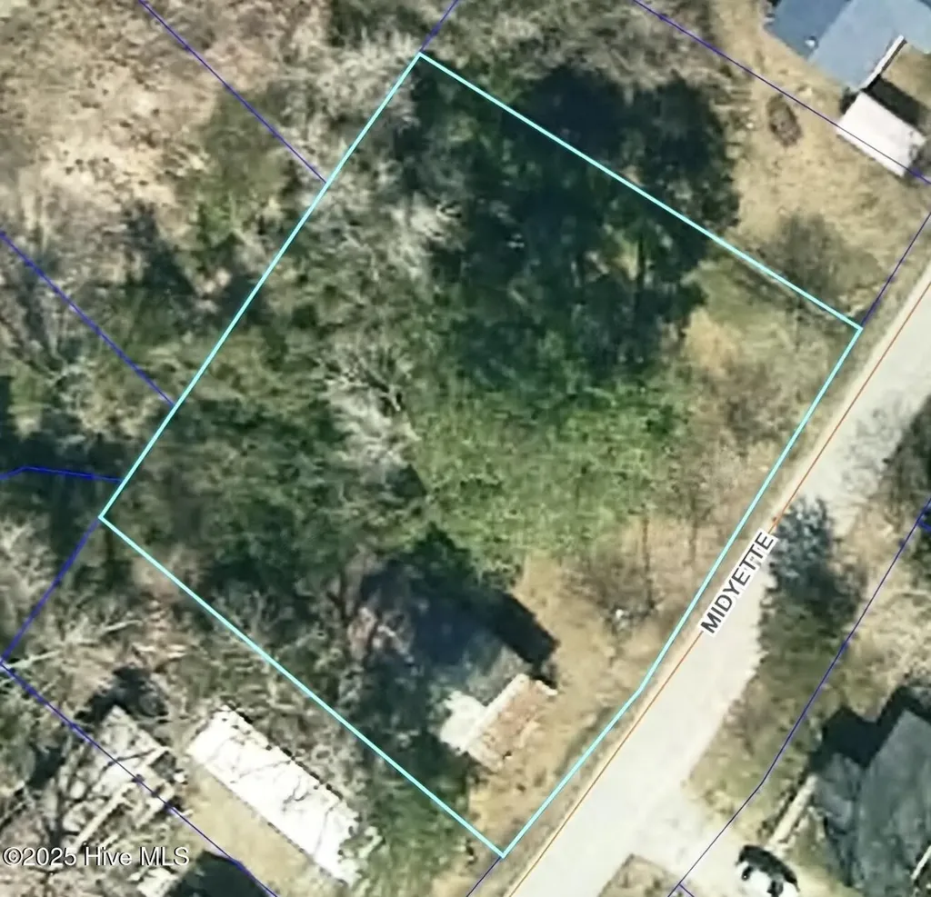 905 Midyette Street Oriental NC 28571