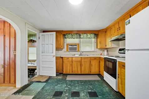 163 Maple Road Maple NC 27956