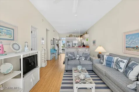 142 Brunswick Avenue E Holden Beach NC 28462