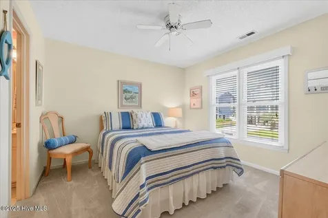 142 Brunswick Avenue E Holden Beach NC 28462