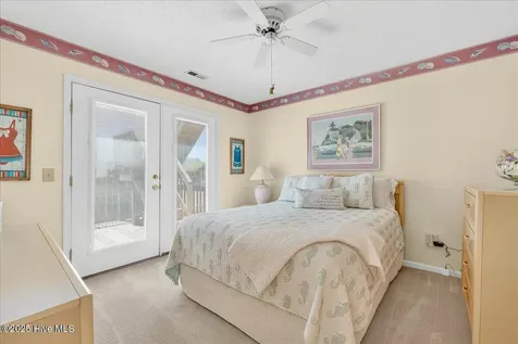 142 Brunswick Avenue E Holden Beach NC 28462