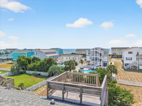 142 Brunswick Avenue E Holden Beach NC 28462