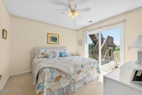 142 Brunswick Avenue E Holden Beach NC 28462