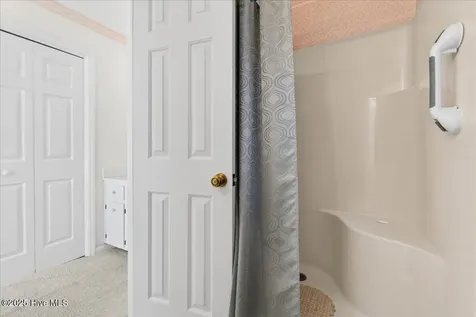 142 Brunswick Avenue E Holden Beach NC 28462