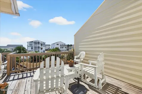 142 Brunswick Avenue E Holden Beach NC 28462