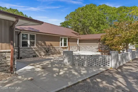 280 Hickman Road NW Calabash NC 28467