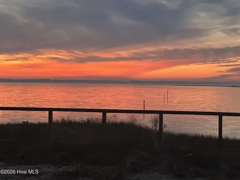 980 Crow Hill Road Beaufort NC 28516