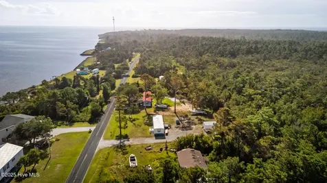 424 Lola Road Cedar Island NC 28520
