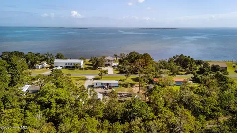 424 Lola Road Cedar Island NC 28520