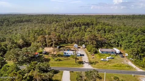 424 Lola Road Cedar Island NC 28520