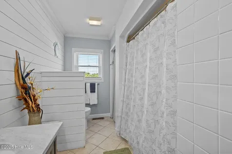 205 Barefoot Lane Atlantic Beach NC 28512