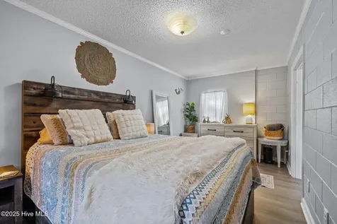 205 Barefoot Lane Atlantic Beach NC 28512