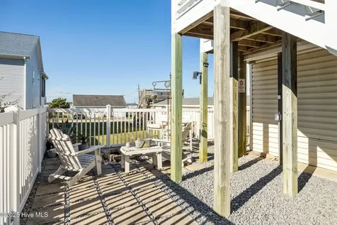 205 Barefoot Lane Atlantic Beach NC 28512