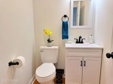 273 W Rock Creek Road New Bern NC 28562