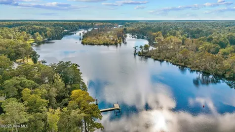 273 W Rock Creek Road New Bern NC 28562