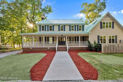 273 W Rock Creek Road New Bern NC 28562