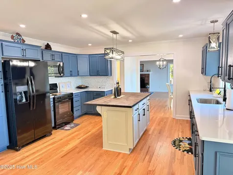 273 W Rock Creek Road New Bern NC 28562
