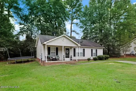 154 Creekside Drive Four Oaks NC 27524