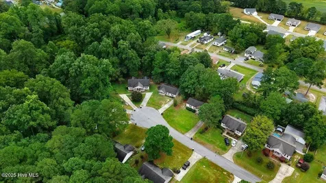 150 Creekside Drive Four Oaks NC 27524