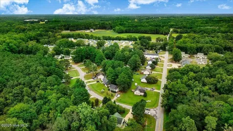 150 Creekside Drive Four Oaks NC 27524
