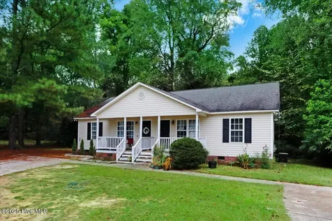 155 Creekside Drive Four Oaks NC 27524