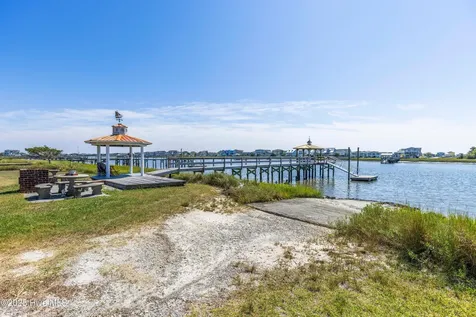 2643 Nags Head Road SW Supply NC 28462