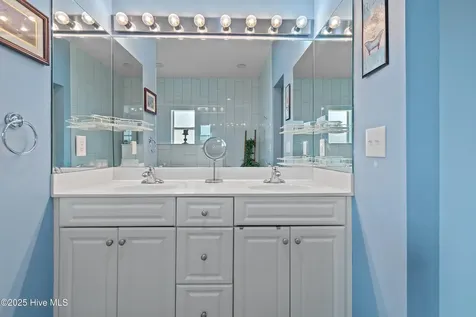 1860 Oak Harbour Drive SW Ocean Isle Beach NC 28469