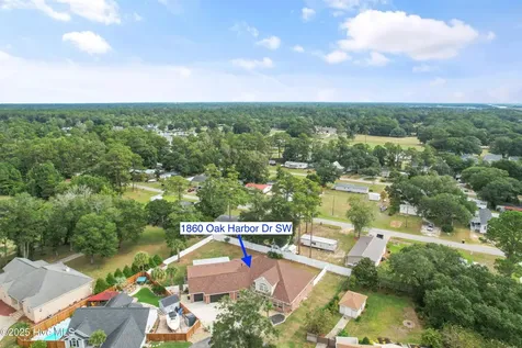 1860 Oak Harbour Drive SW Ocean Isle Beach NC 28469